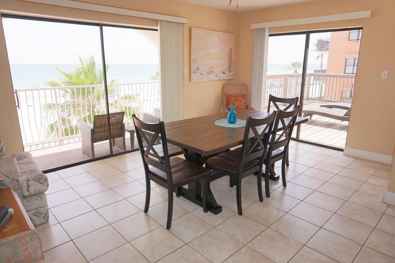Redington Surf Resort By Travel Resort Services セント・ピート・ビーチ エクステリア 写真
