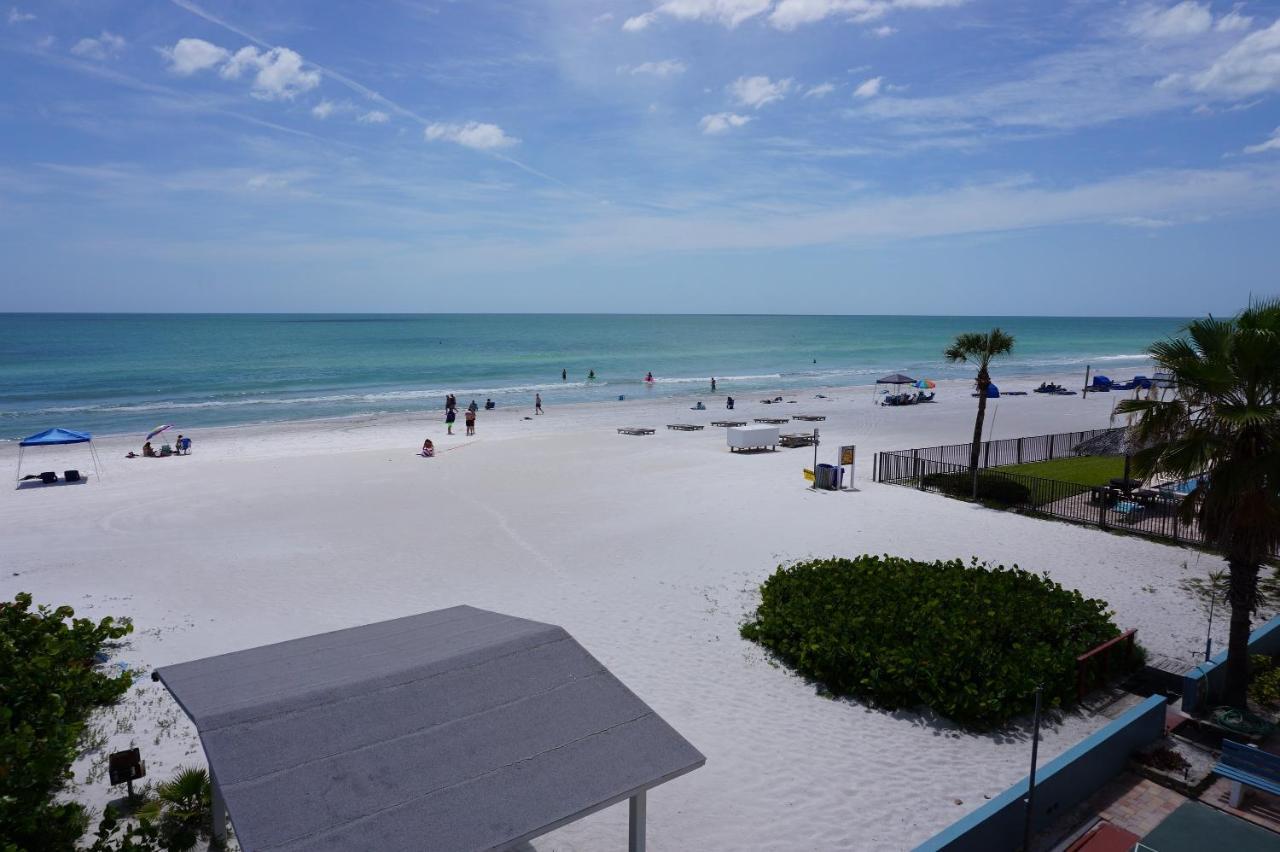 Redington Surf Resort By Travel Resort Services セント・ピート・ビーチ エクステリア 写真